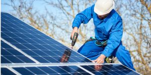 Installation Maintenance Panneaux Solaires Photovoltaïques à Guiscriff